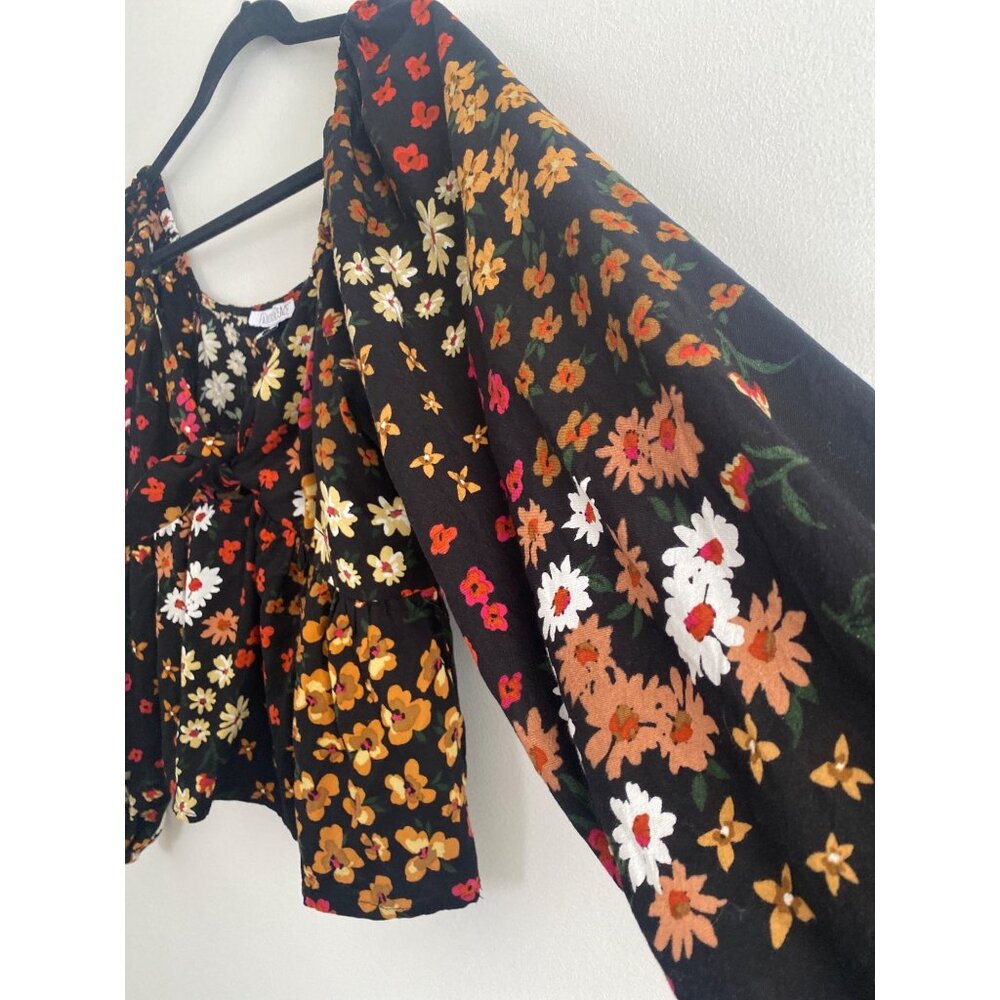 Patrons Of Peace Women’s Black Floral Puff Sleeve Rayon Crop Top Size S - Picture 2 of 7